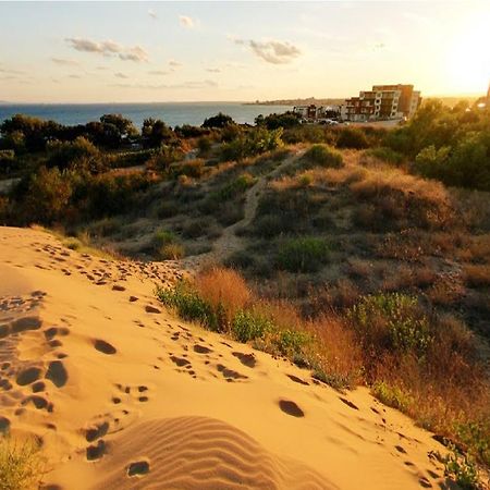 Chateau Del Marina Apart Complex Aparthotel Nesebar Esterno foto